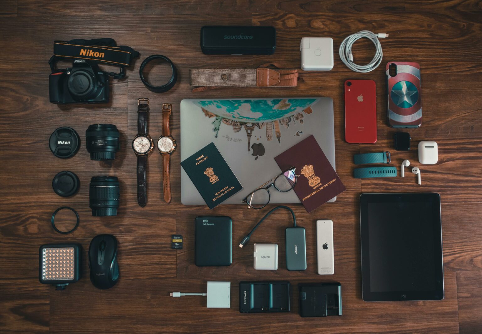 Top 10 Business Travel Accessories to Elevate Your Comfort ...