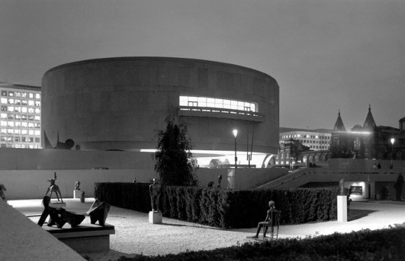 Hirshhorn Museum Lost and Found recovery process with Deliverback